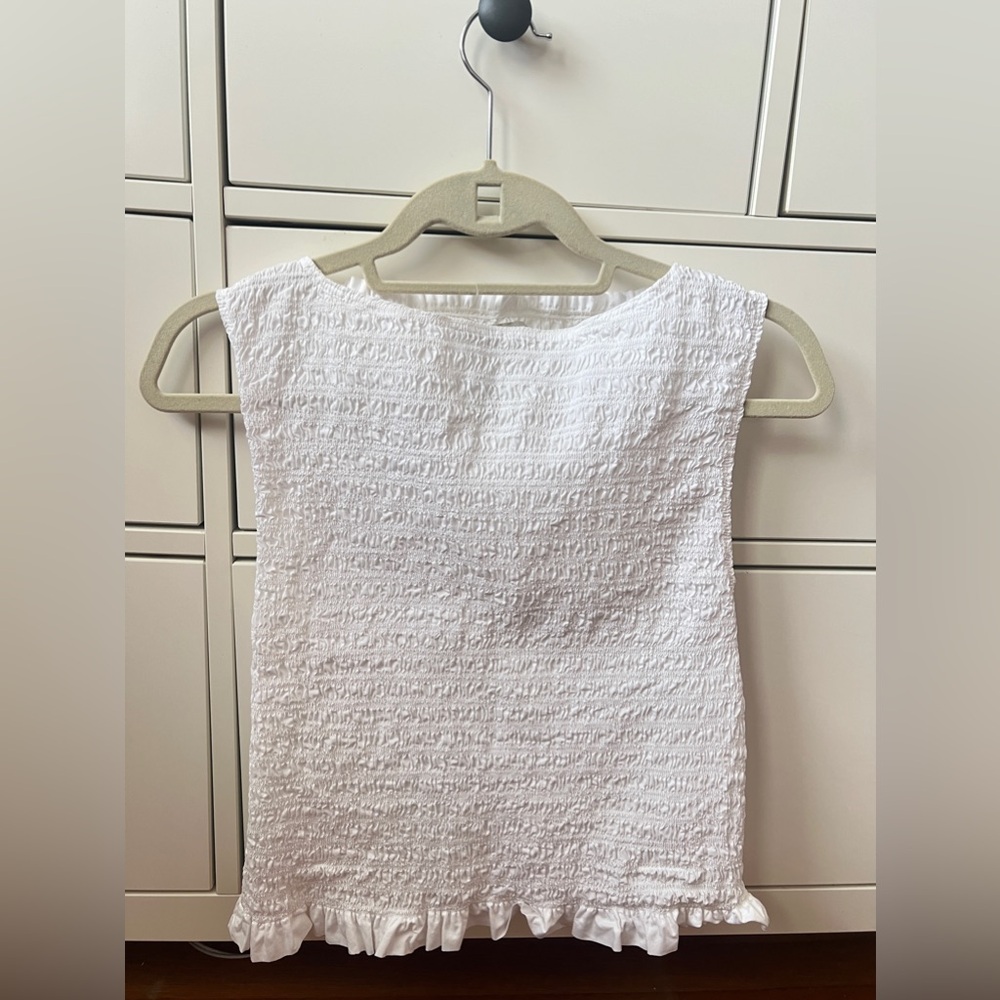 Everlane white tank top 100% cotton,look like new,no dark spot&great for summer